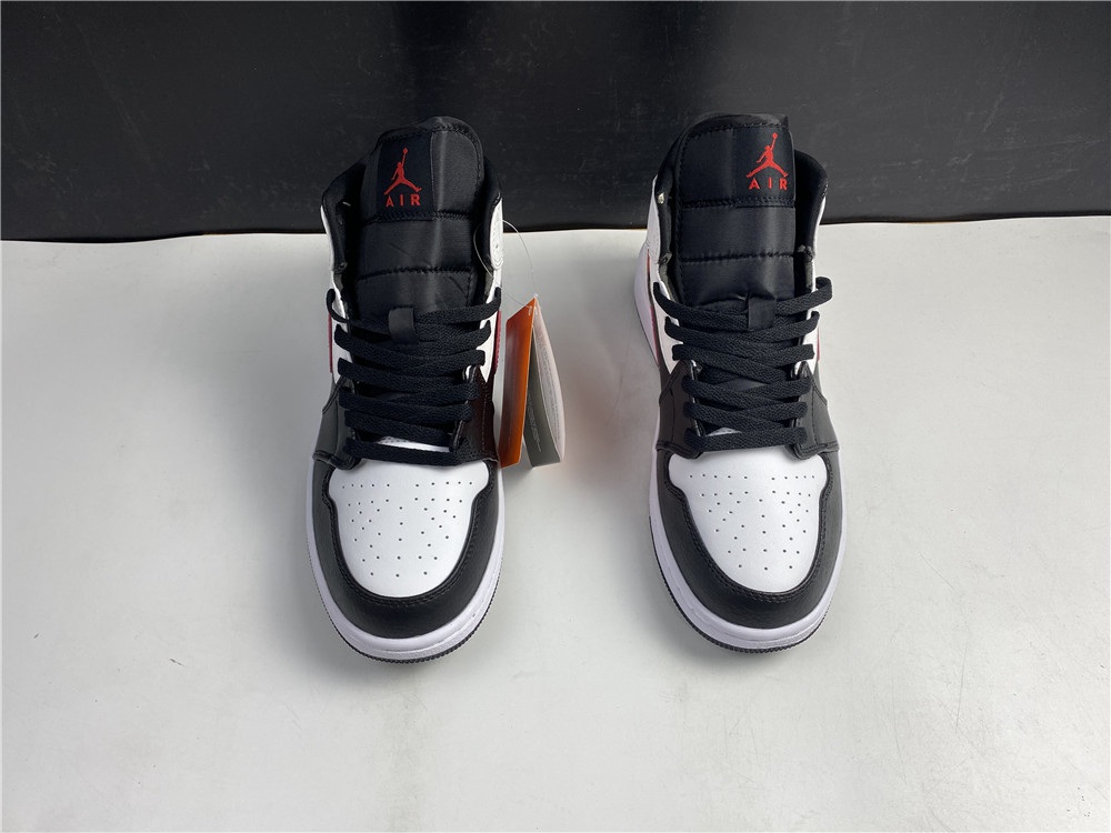 Air Jordan 1 Mid White Shadow 554724-073
